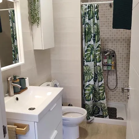 別荘 Casa De Invitados Con Asador Y Piscina De Uso Privado *