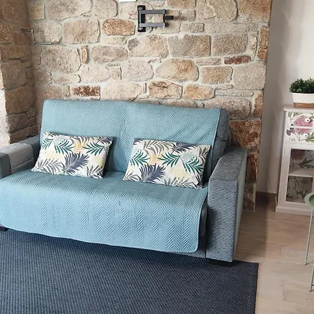 Casa De Invitados Con Asador Y Piscina De Uso Privado *