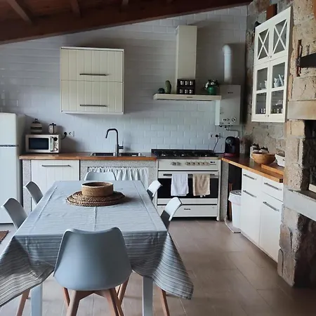 別荘 Casa De Invitados Con Asador Y Piscina De Uso Privado